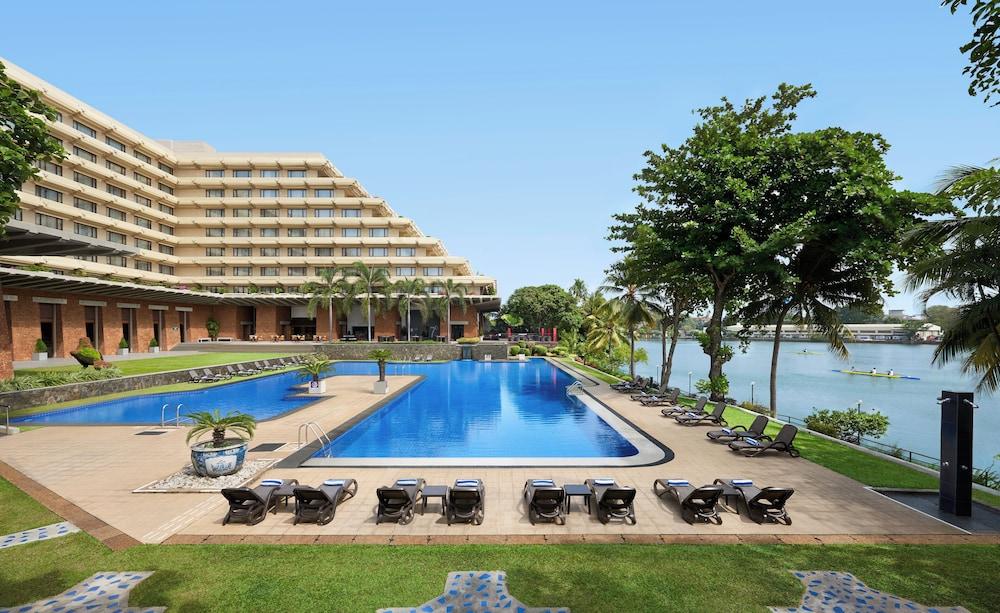 Cinnamon Lakeside Colombo 84846 — 10