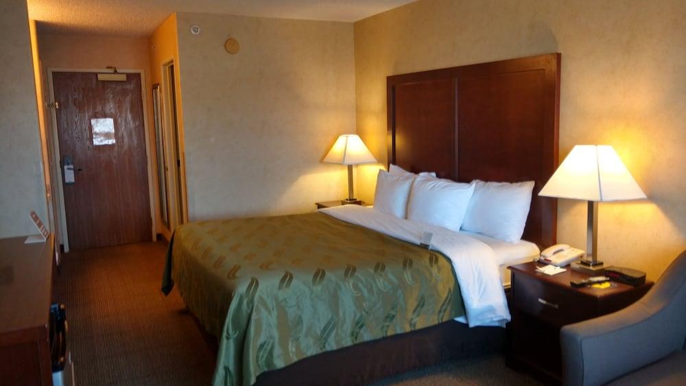 Quality Inn Denver Northeast Brighton — 6