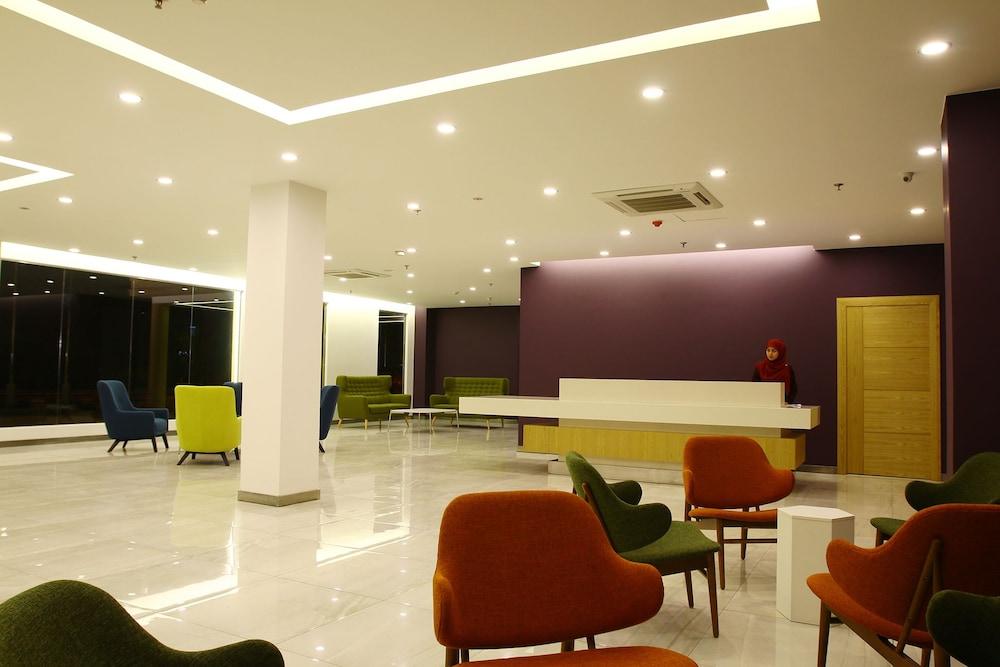 D'ANGGEREK SERVICE APARTMENT — 3