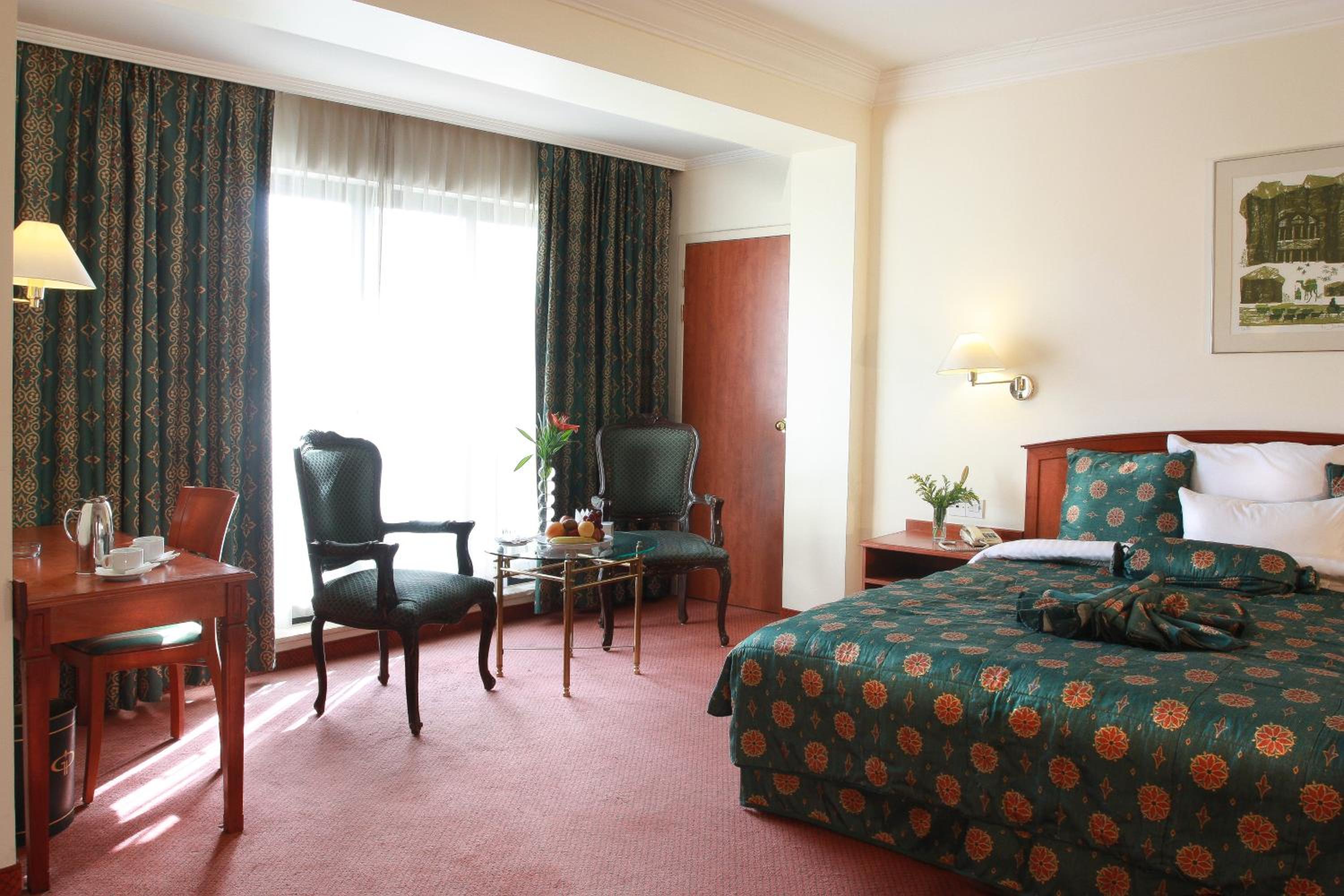 GRAND PALACE HOTEL 59824 — 8