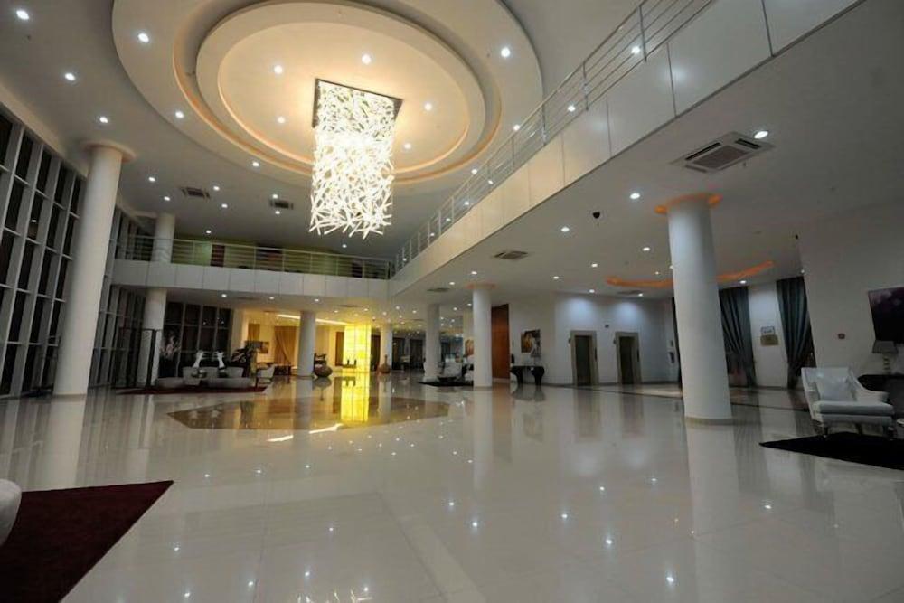 HOTEL VICTORIA GARDEN — 8