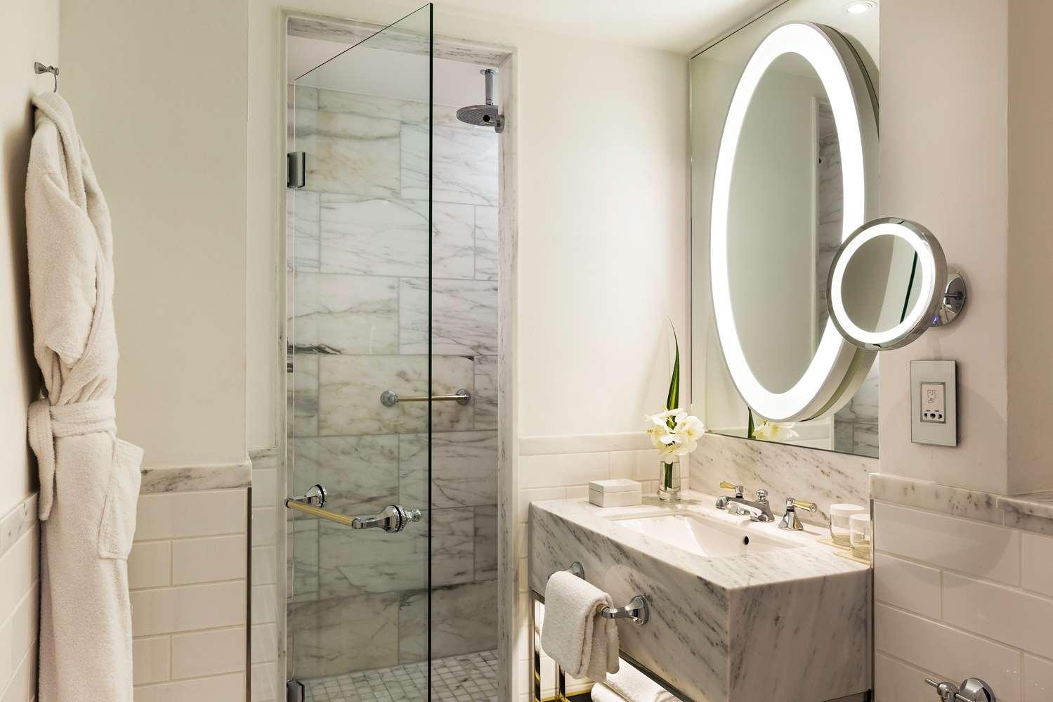 Hilton Paris Opera 7084 — 5