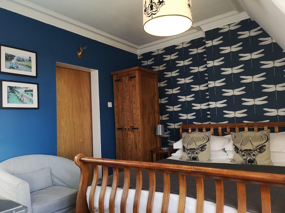 Fraoch House — 1