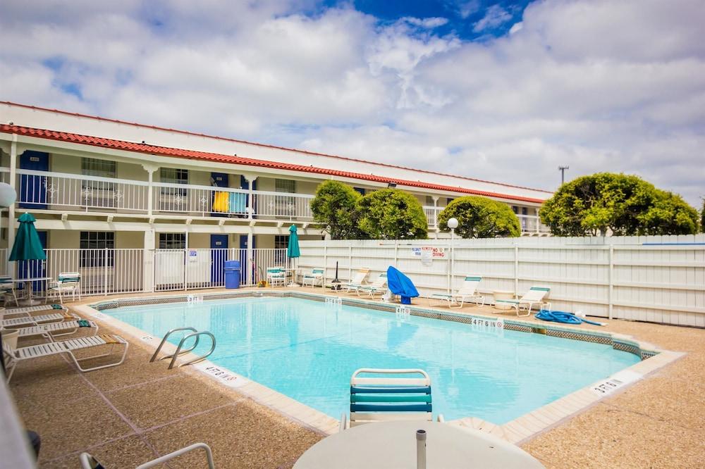 Motel6 Austin, TX - Midtown — 5