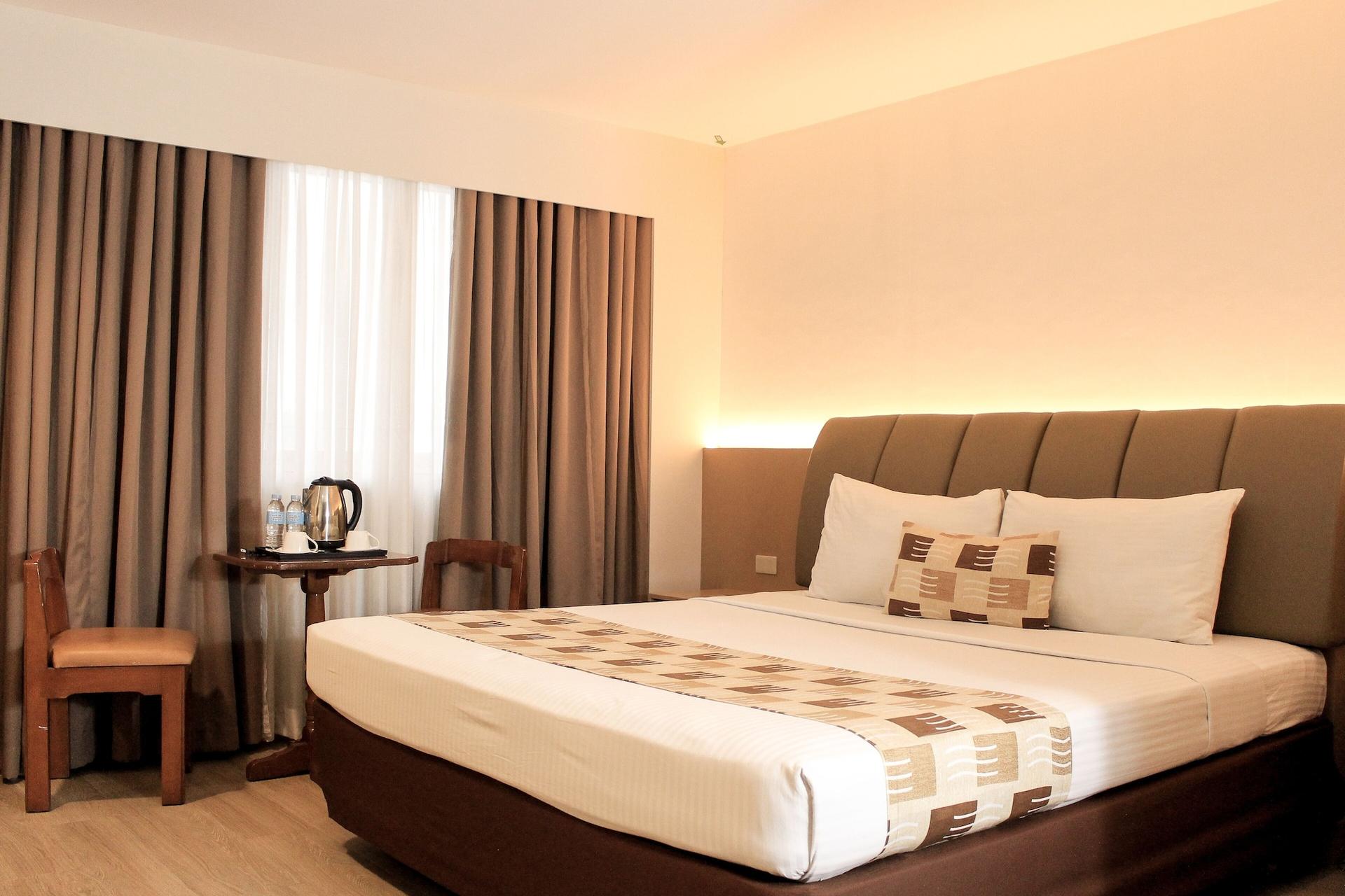 LAS PALMAS HOTEL DE MANILA — 10