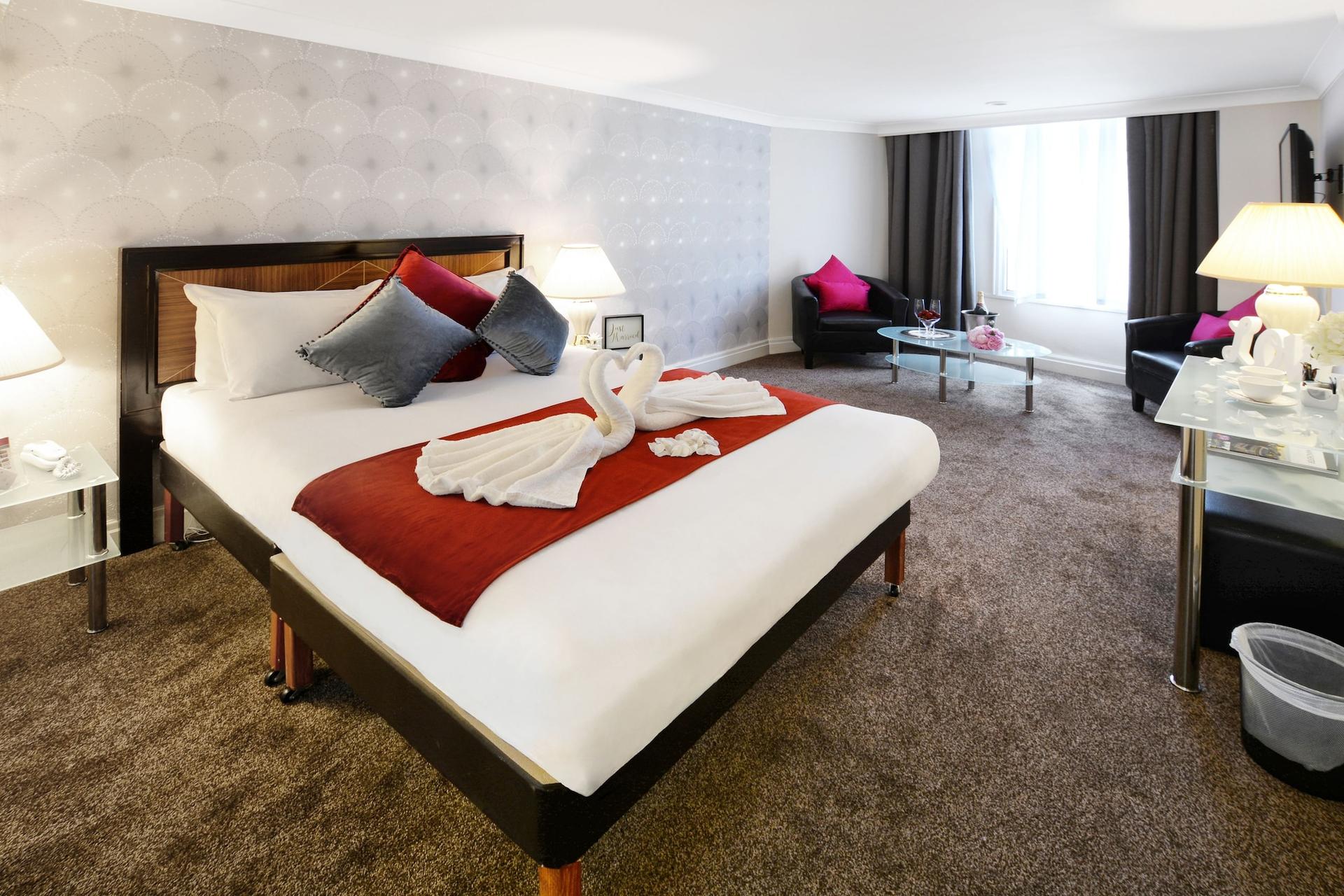 Sachas Hotel Manchester — 10