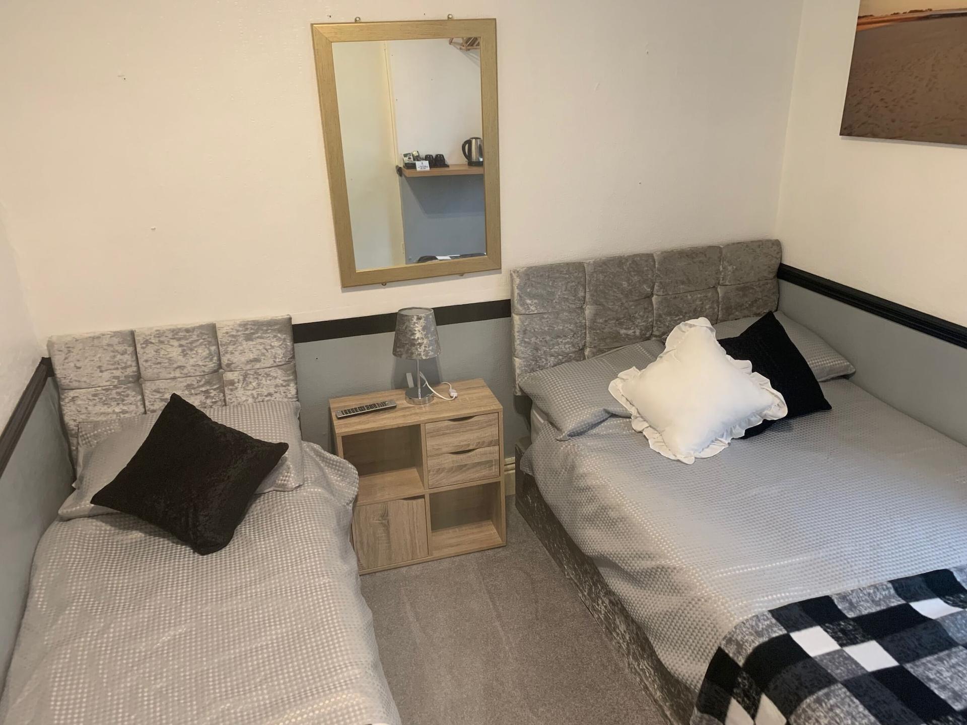 St Albans Hotel - Guest House — 3