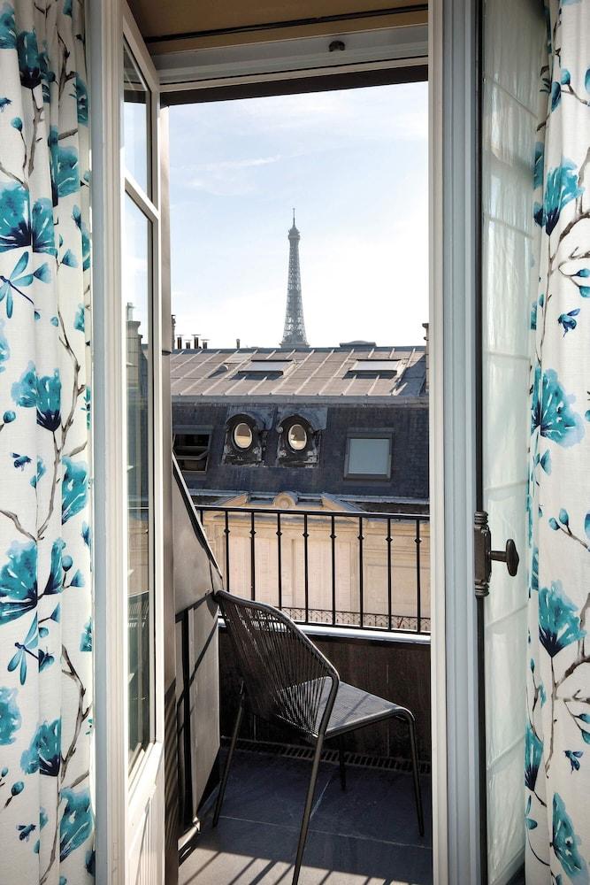 Le Demeure Montaigne 7184 — 4
