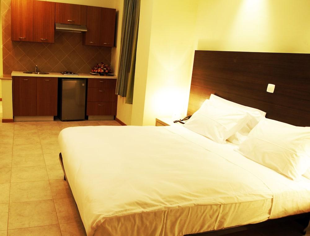 Reliance Hotel Apartment — 7
