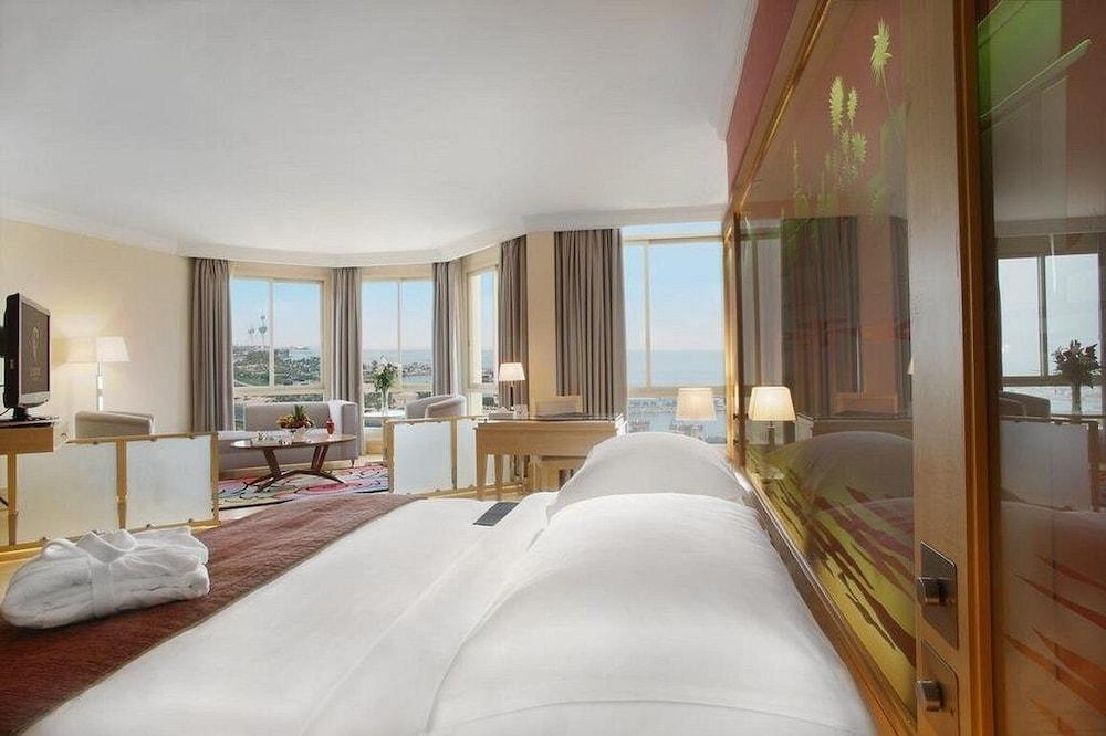 Le Royal Hotel — 9