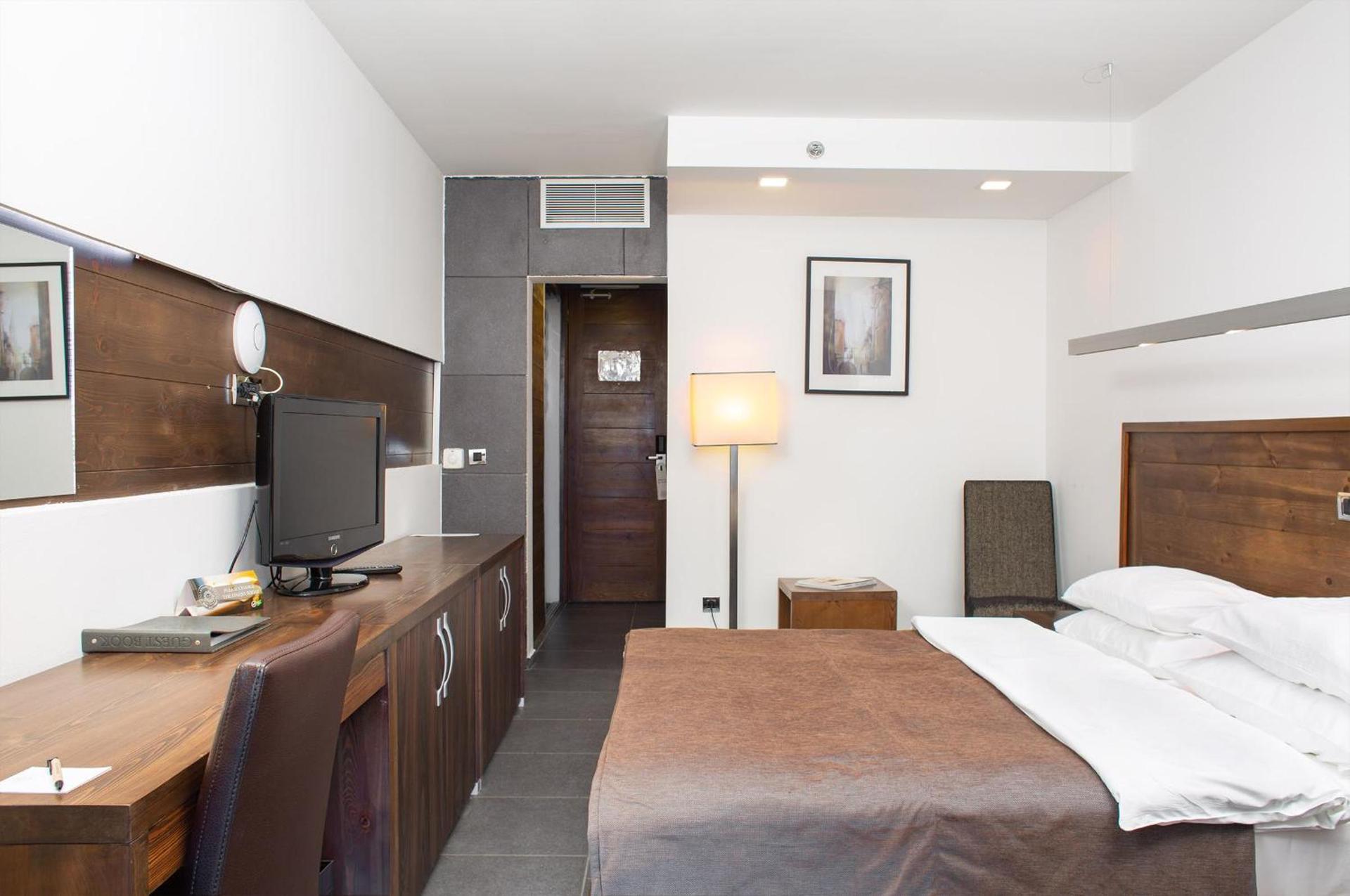 Avala Resort and Villas — 8