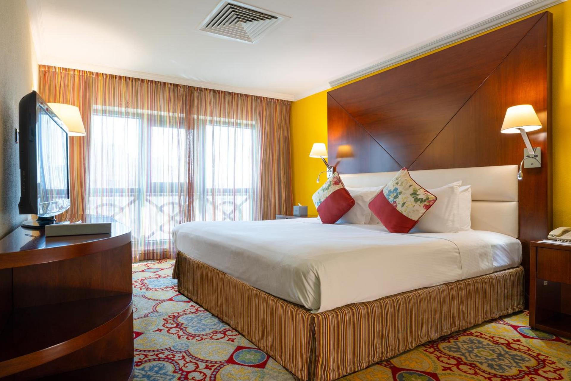 CORAL DUBAI DEIRA — 10