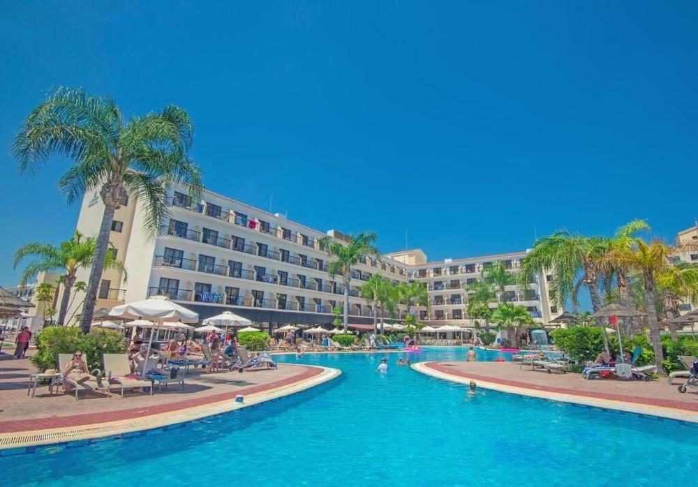TSOKKOS GARDENS HOTEL — 3