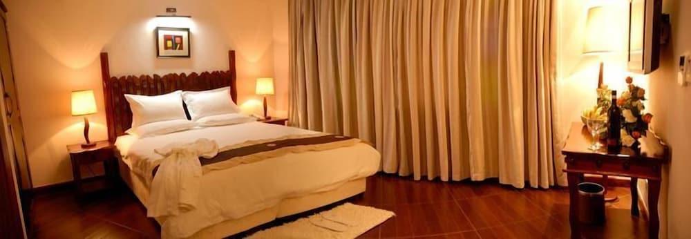 SNOW CREST HOTEL(V) — 8
