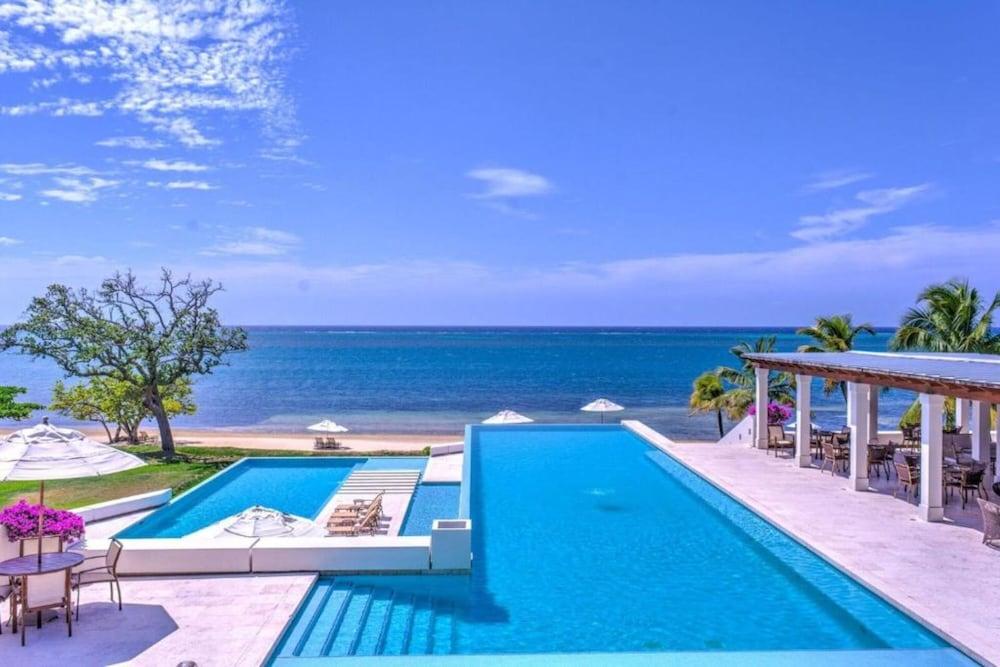Las Verandas Hotel & Villas 1186688