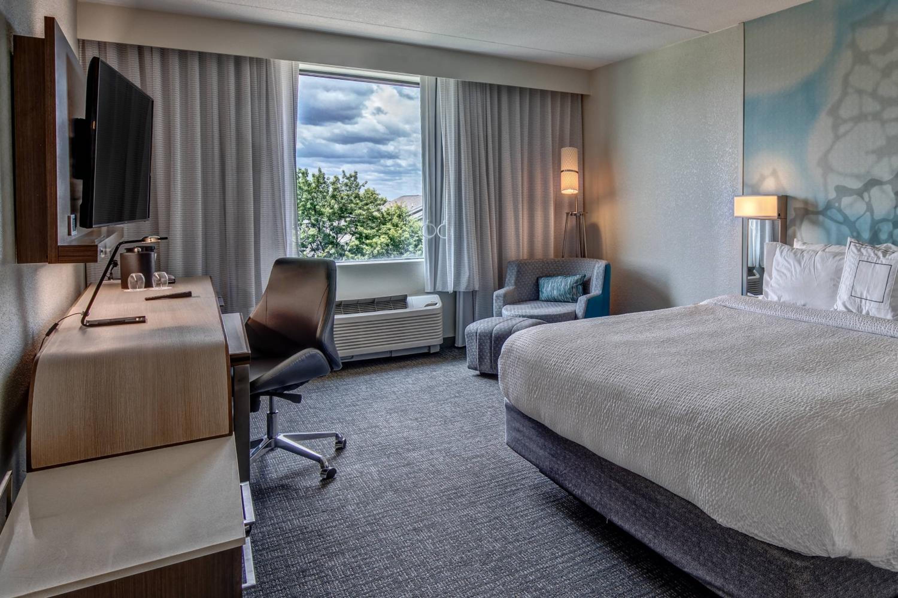 Courtyard By Marriott Dulles Airport Herndon — 8