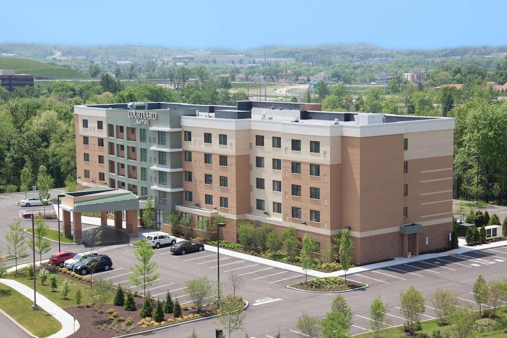 COURTYARD PITTSBURGH NORTH/CRANBERRY WOODS — 1