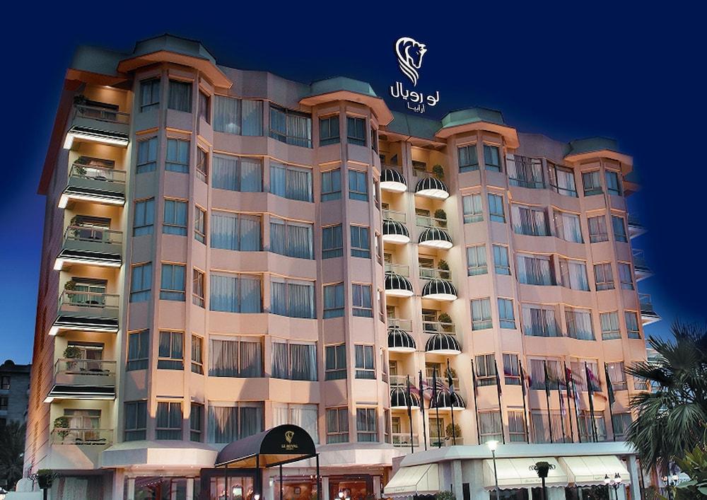 Le Royal Hotel — 1