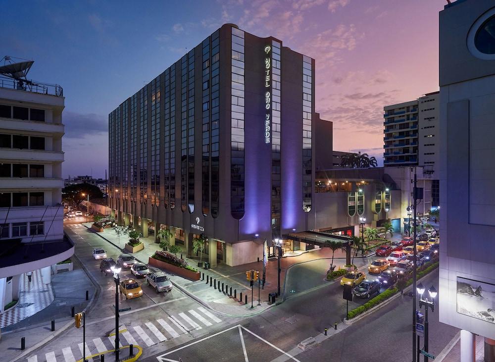 ORO VERDE HOTEL 79764 — 1