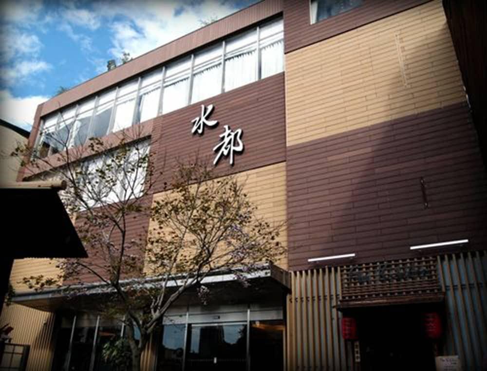 Spa Spring Resort 885125 — 1