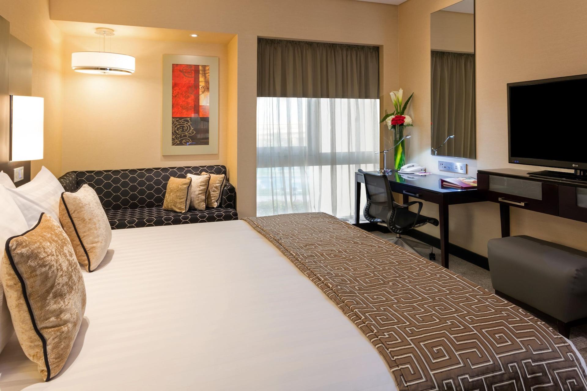 Crowne Plaza Bahrain — 3