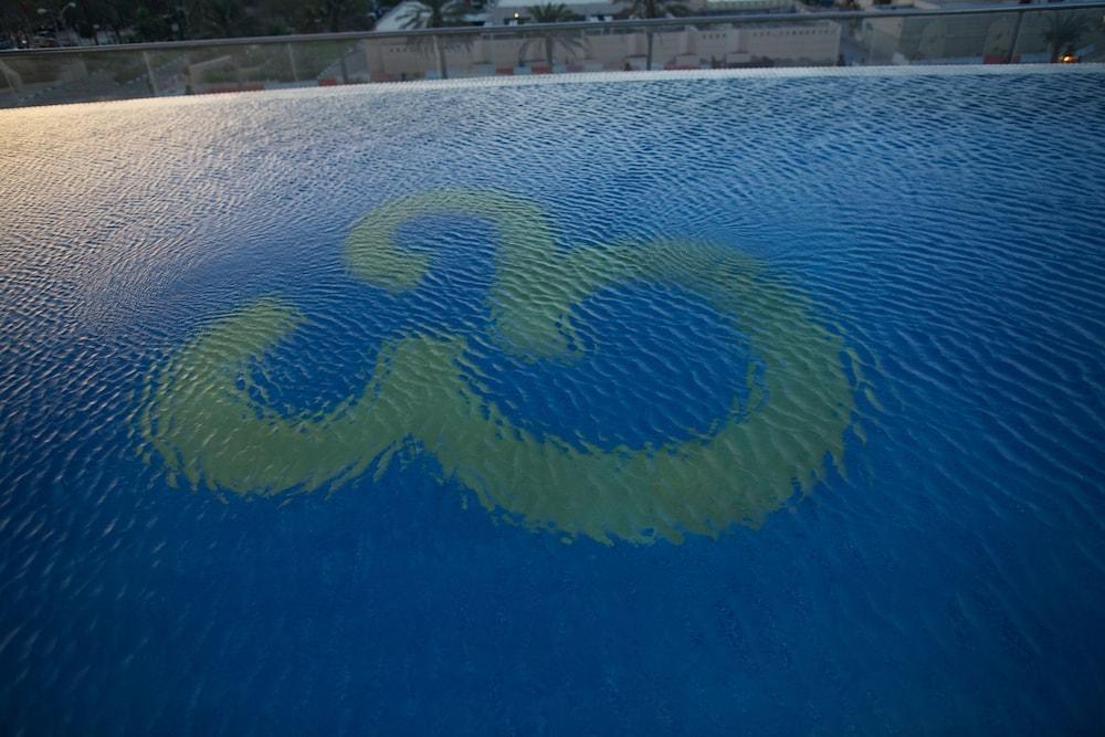 Tamani Marina Hotel and Hotel Apartments — 1