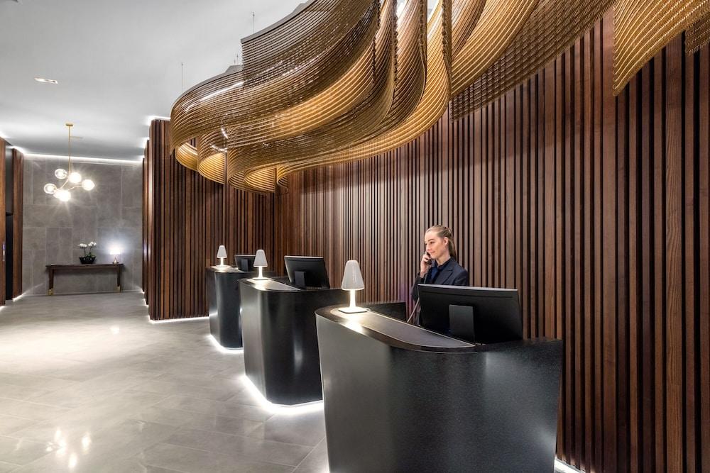CROWNE PLAZA CHRISTCHURCH — 5