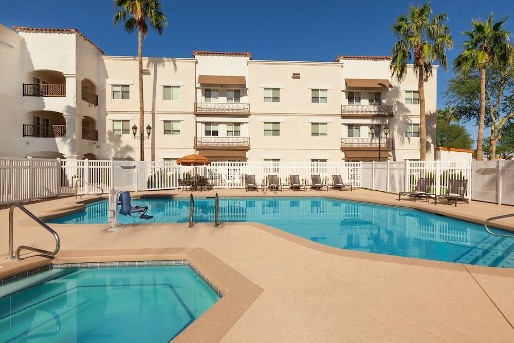 Hyatt Place Phoenix/Chandler-Fashion Center — 8