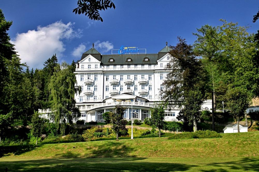 Esplanade Spa and Golf Resort 100252 — 1