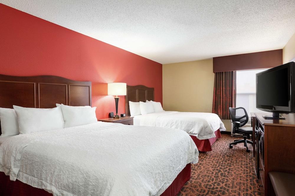 Hampton Inn Abilene — 8