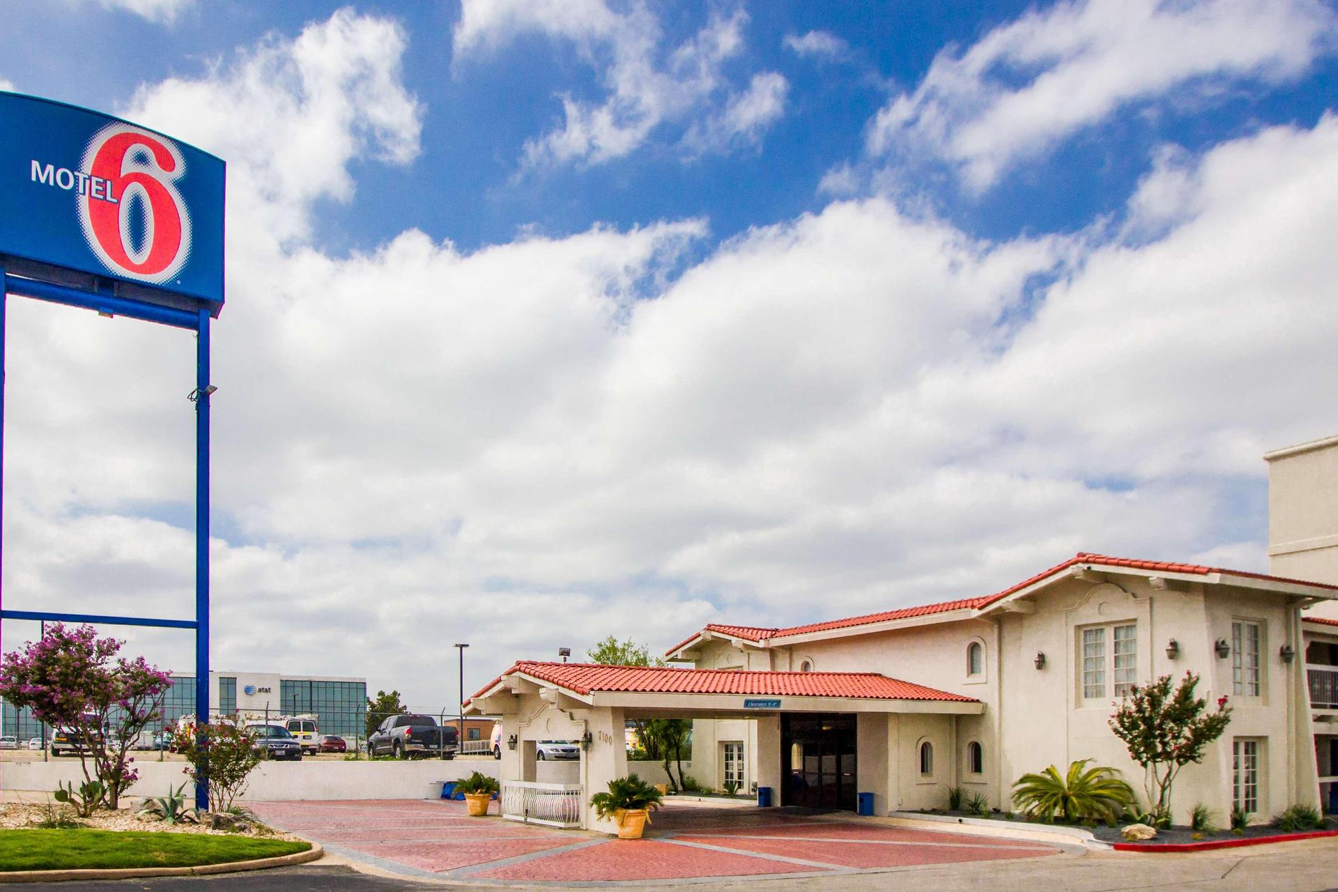 Motel6 Austin, TX - Midtown — 2