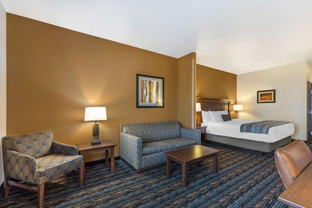 Best Western Plus Casper Inn & Suites — 1