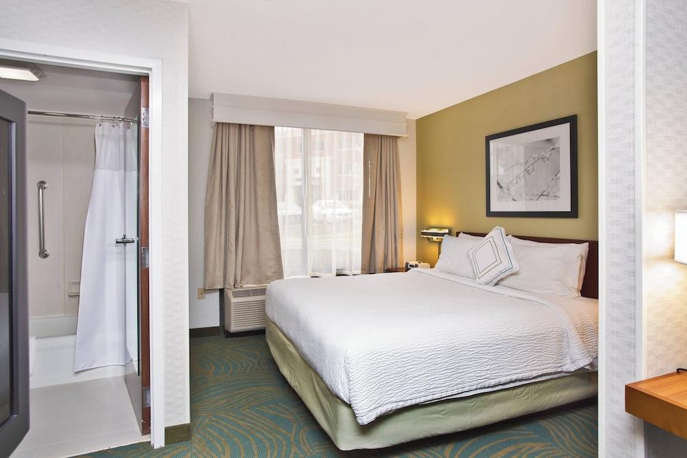 SpringHill Suites Chicago Southwest at Burr Ridge/Hinsdale — 10