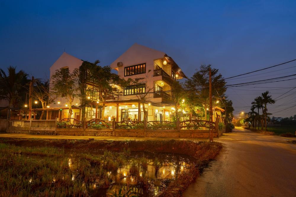 Lemongrass Homestay — 1