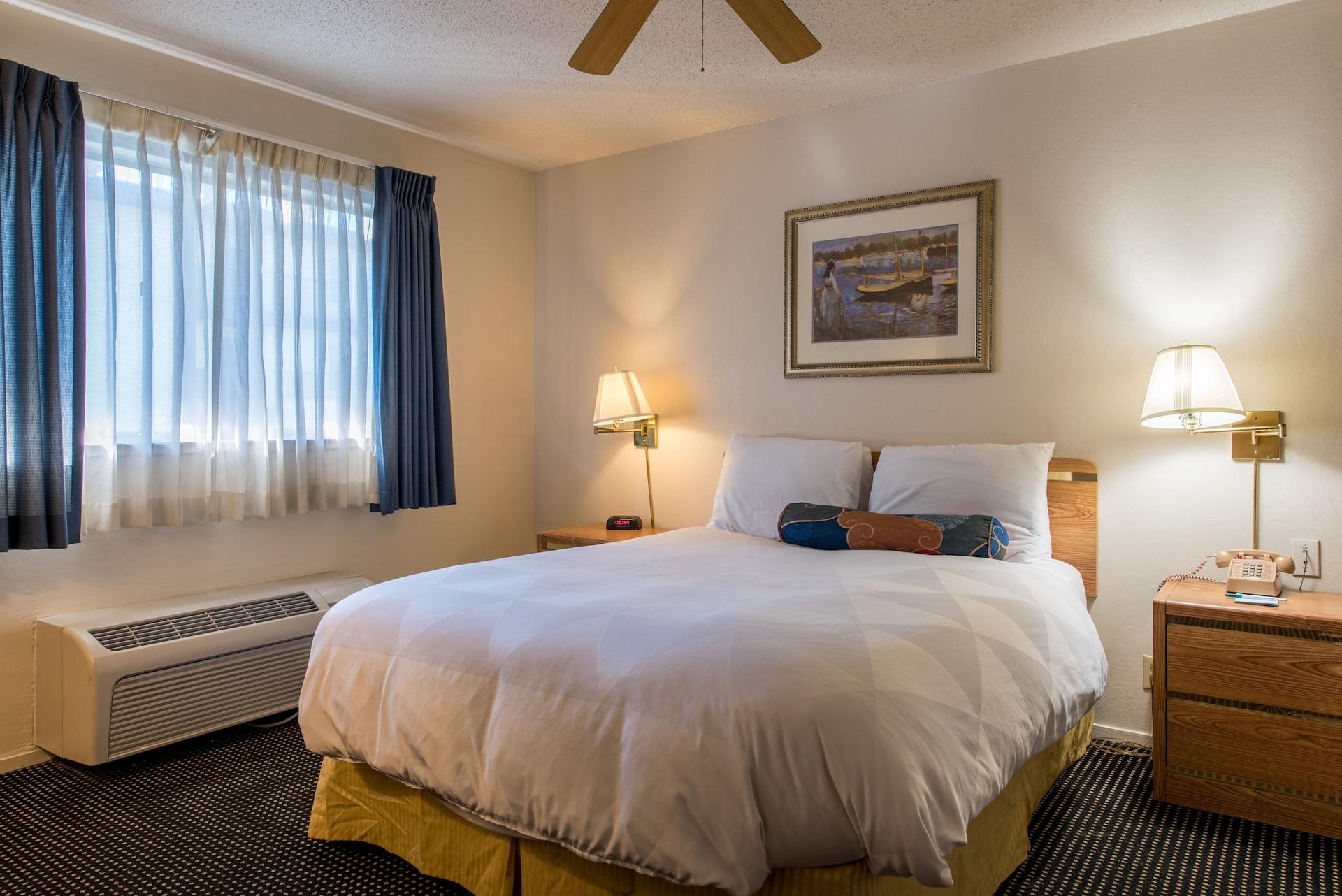 Coral Reef Inn & Suites — 5