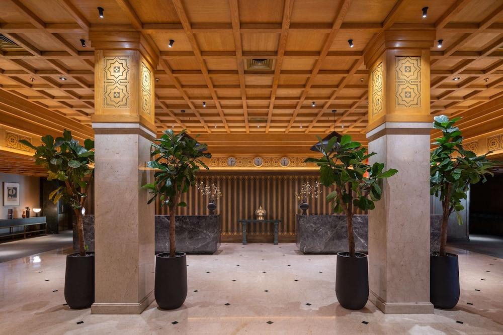 Radisson Blu Deira Creek — 9
