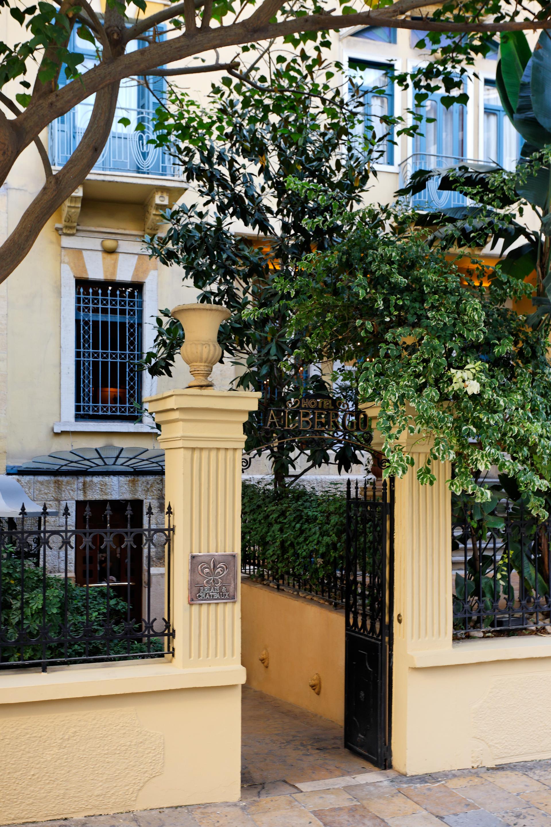 HOTEL ALBERGO 16744 — 2