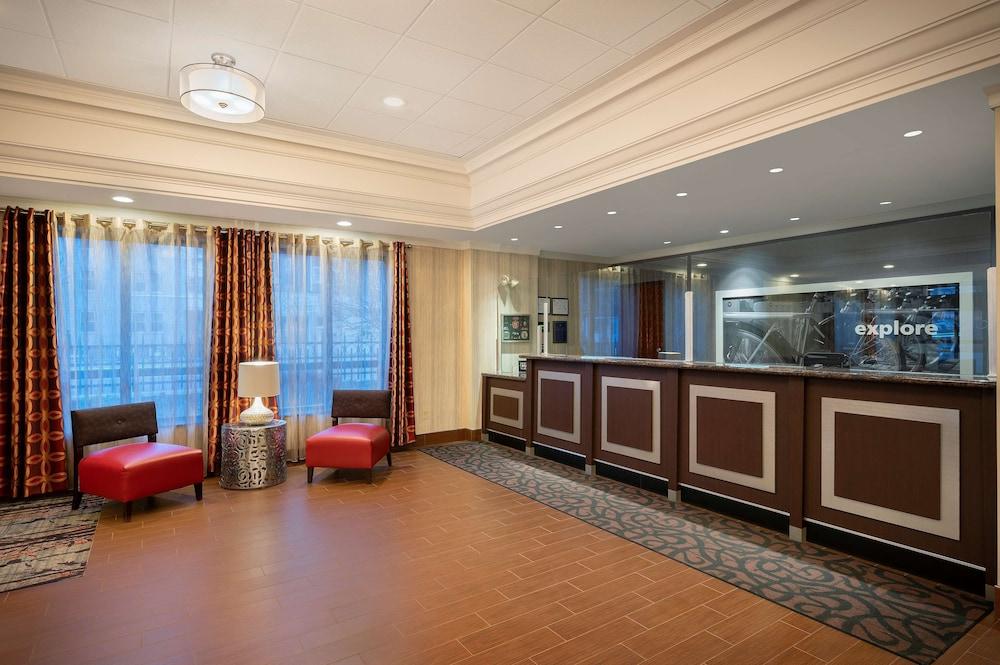 Hampton Inn Boston-Cambridge — 6