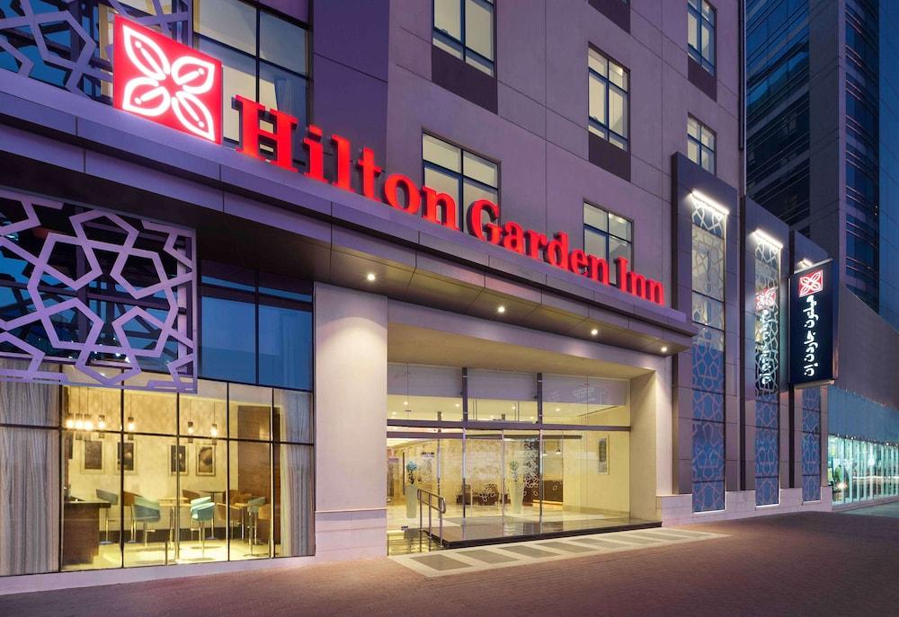 Hilton Garden Inn Dubai Deira — 3