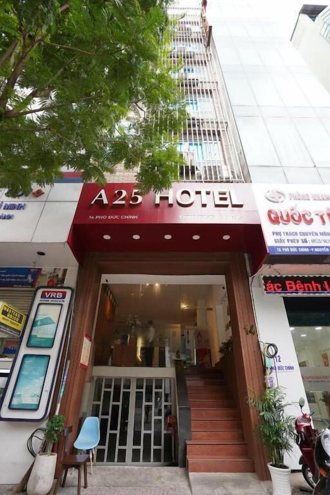 A25 Hotel - 14 Pho Duc Chinh — 1