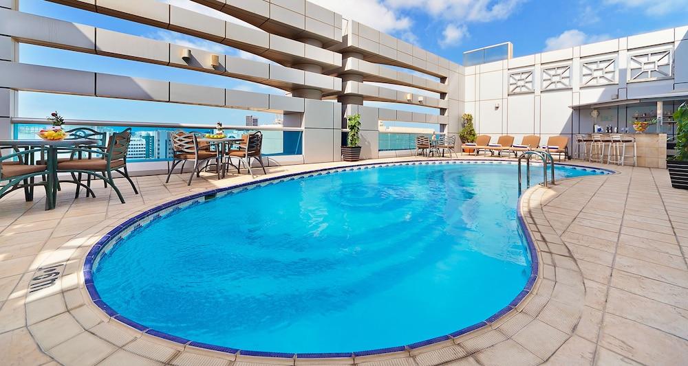 Al Manzel Hotel Apartments — 1