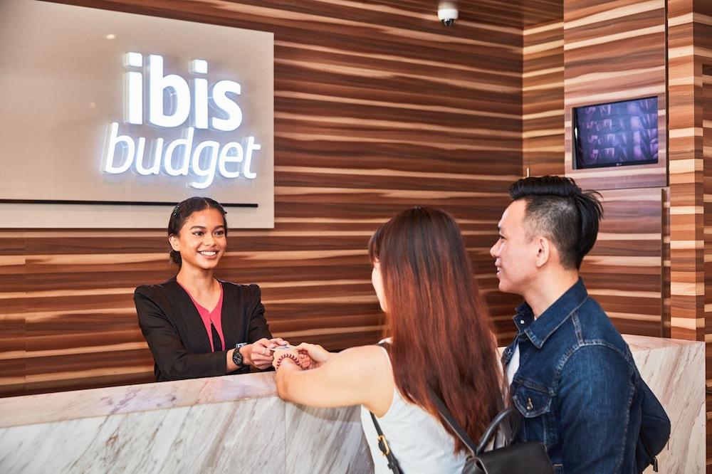 ibis budget Singapore Crystal — 6