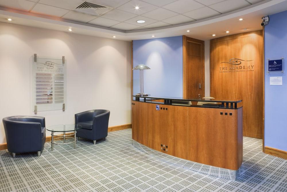 Holiday Inn Rochester Chatham an IHG Hotel — 5