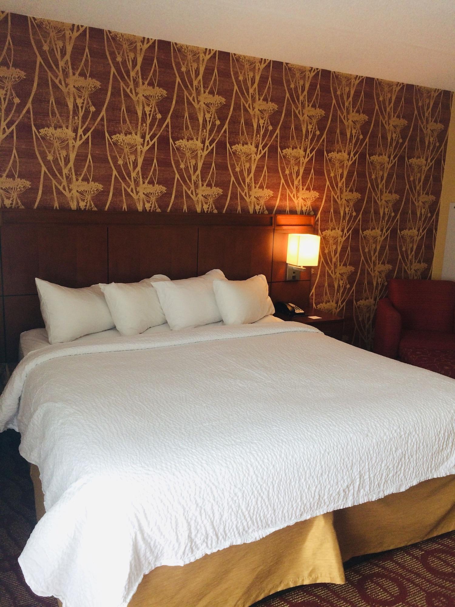 COURTYARD BY MARRIOTT NIAGARA FALLS — 8