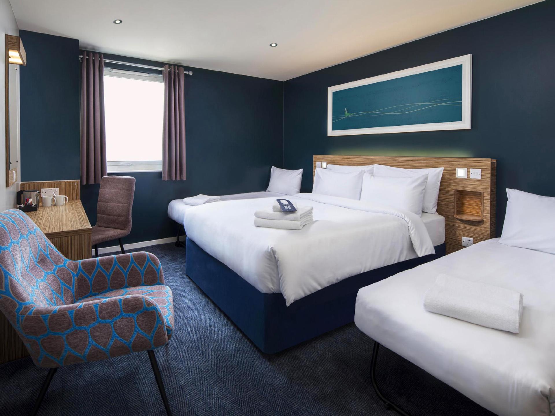 Travelodge Edinburgh Central Queen Street — 2