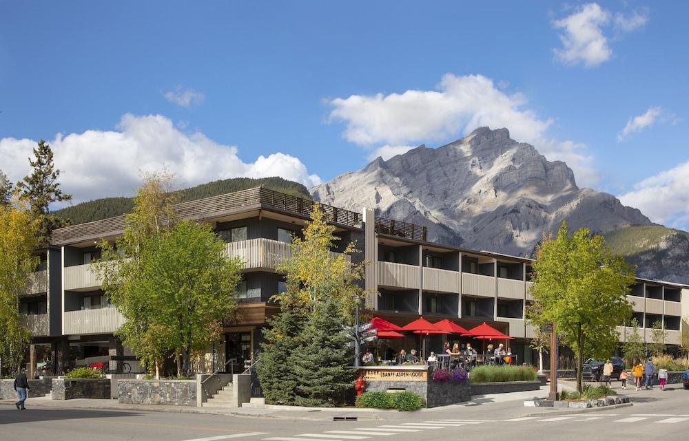 Banff Aspen Lodge 61044 — 1
