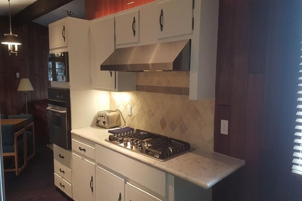 St. Moritz Lodge &amp; Condominiums — 3