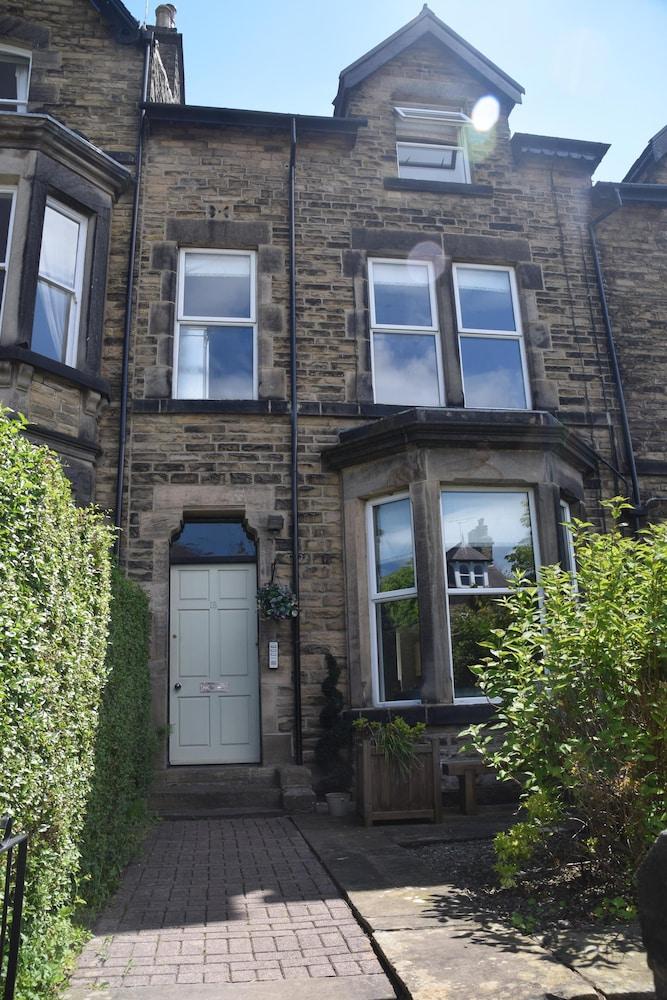 Harrogate Elite Living — 1