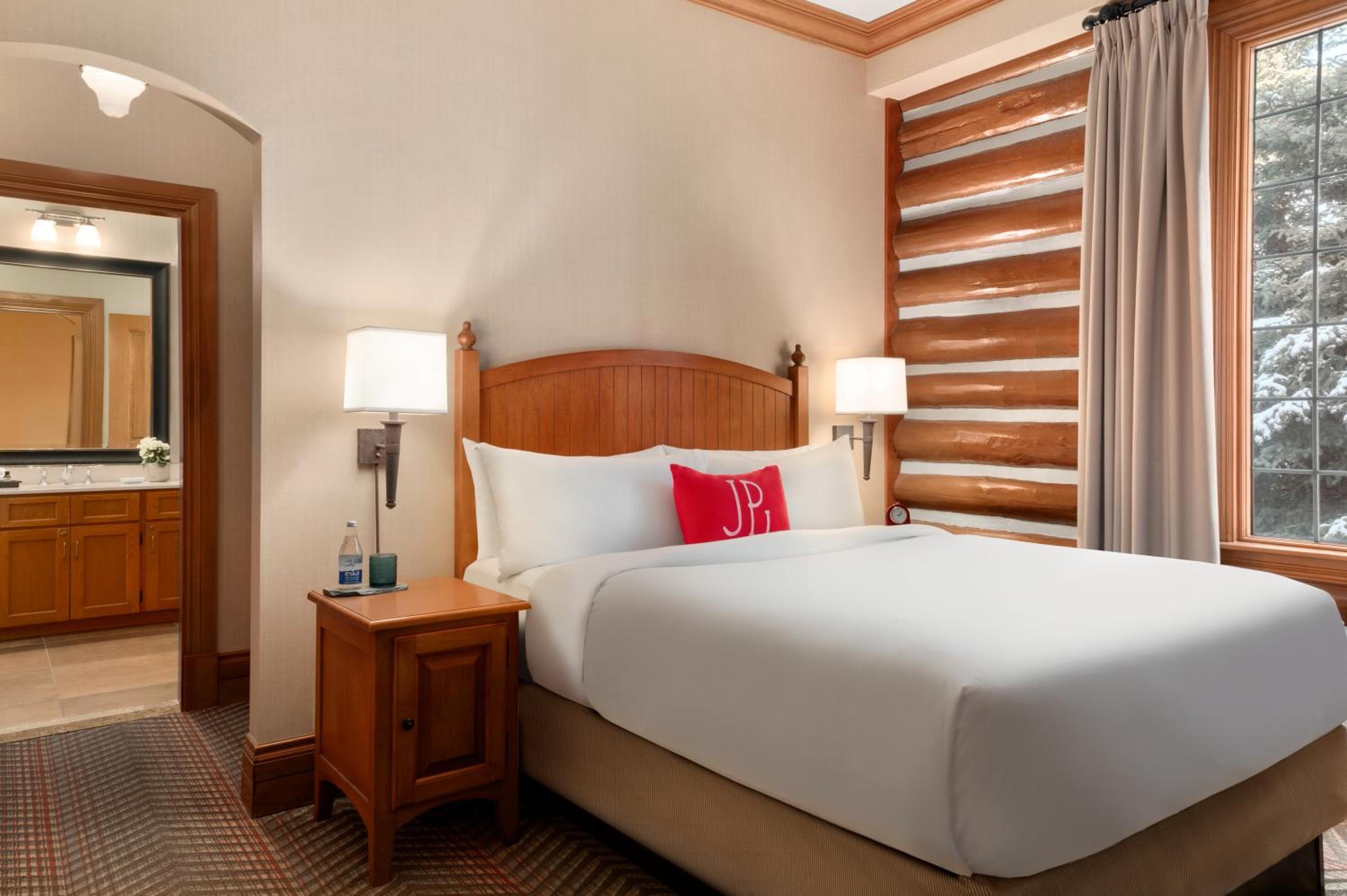 Fairmont Jasper Park Lodge 65314 — 1
