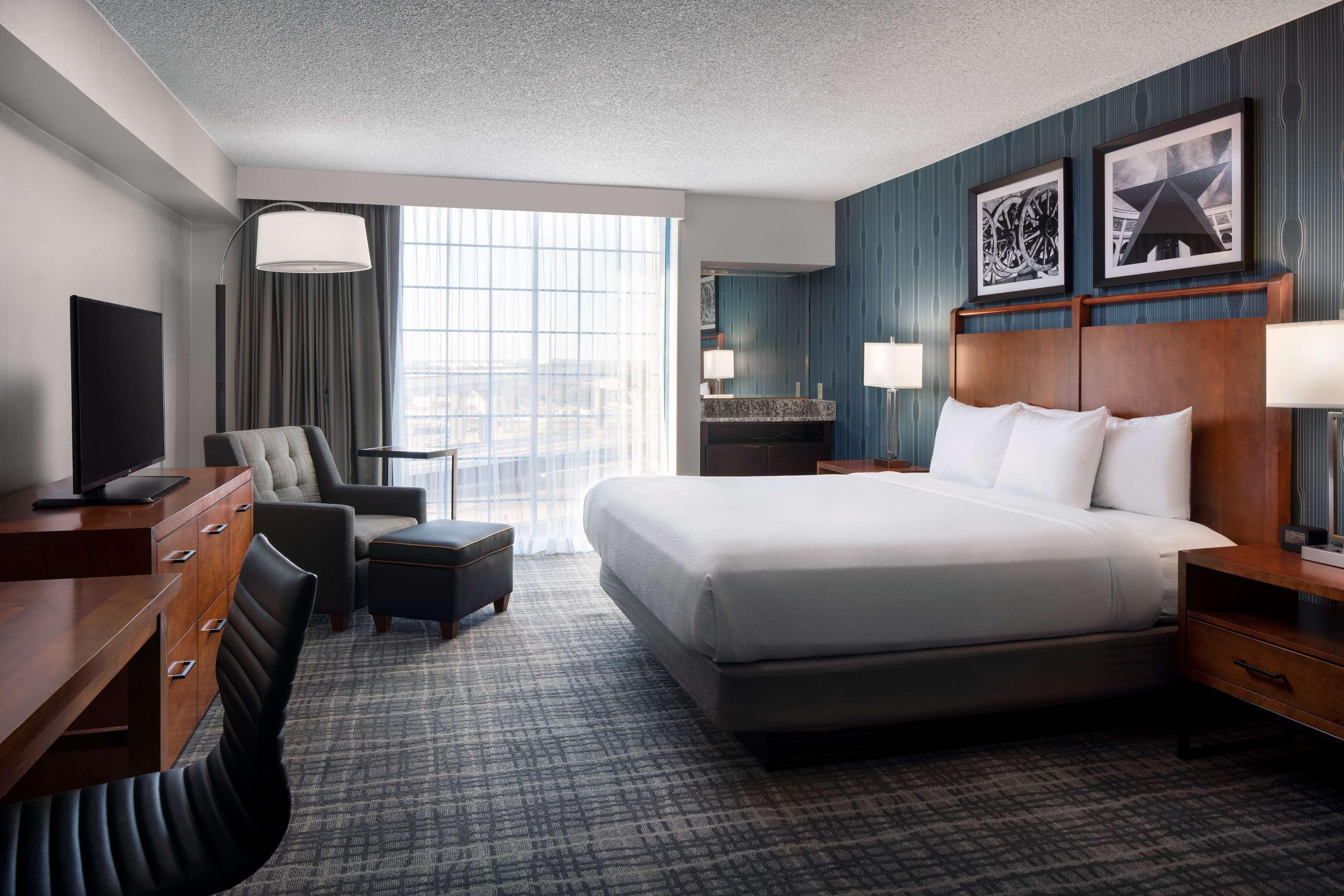 Embassy Suites Austin-Central — 10